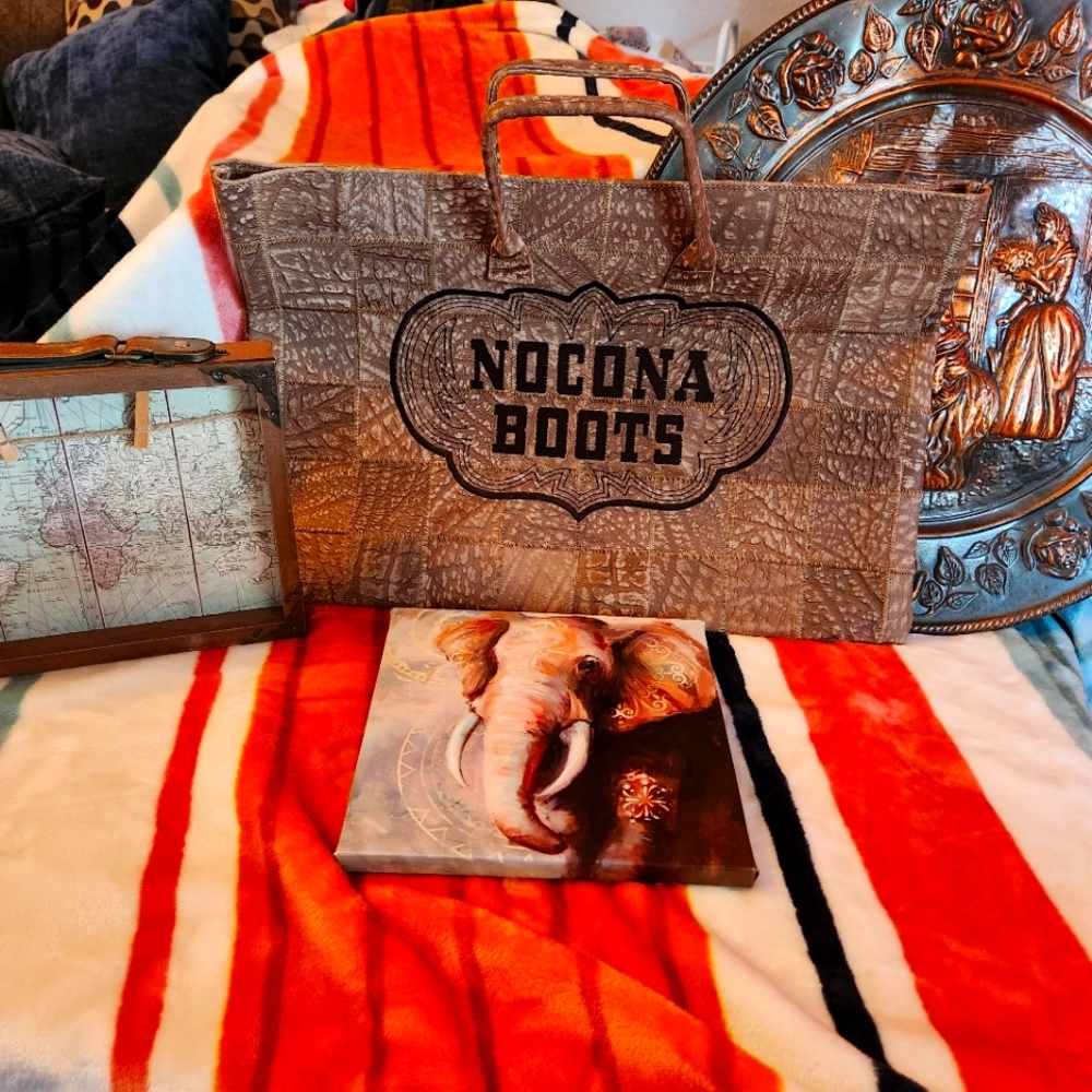 Leather Nocona Unisex briefcase/ medium clutch